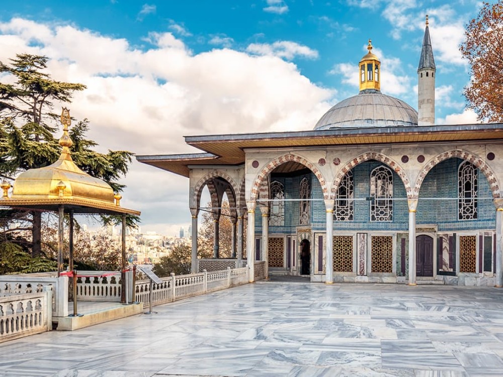 Istanbul: Topkapi Palace & Harem Guided Tour with Skip-The-Line Ticket | ®ExcursionMania