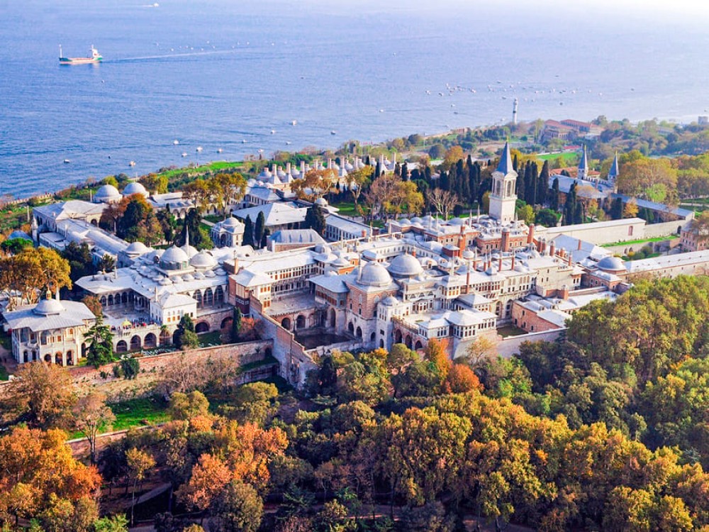 Istanbul: Topkapi Palace & Harem Guided Tour with Skip-The-Line Ticket | ®ExcursionMania