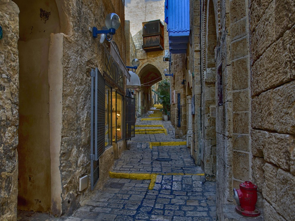 Rhodes: Free exploration of Rhodes City Transfer | ®ExcursionMania