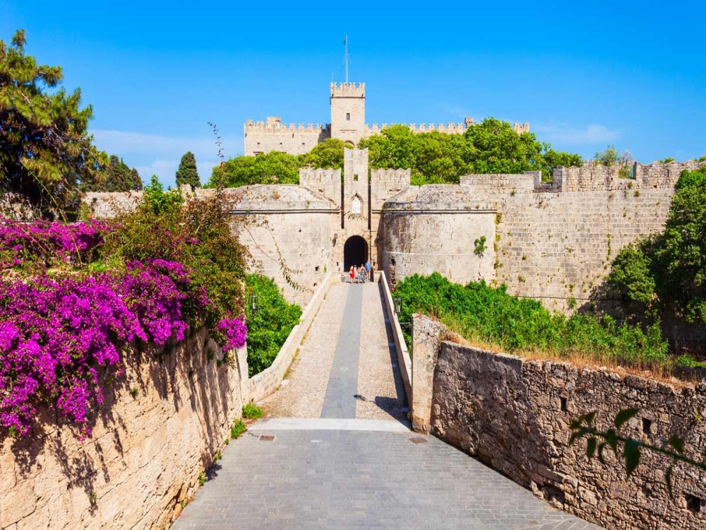Rhodes: Free exploration of Rhodes City Transfer | ®ExcursionMania