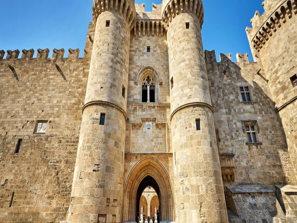 Rhodes: Free exploration of Rhodes City Transfer | ®ExcursionMania