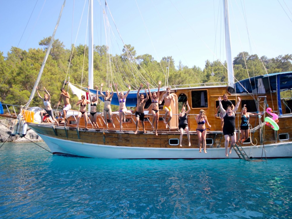 Kusadasi: FullDay Boat Trip with Lunch | ®ExcursionMania