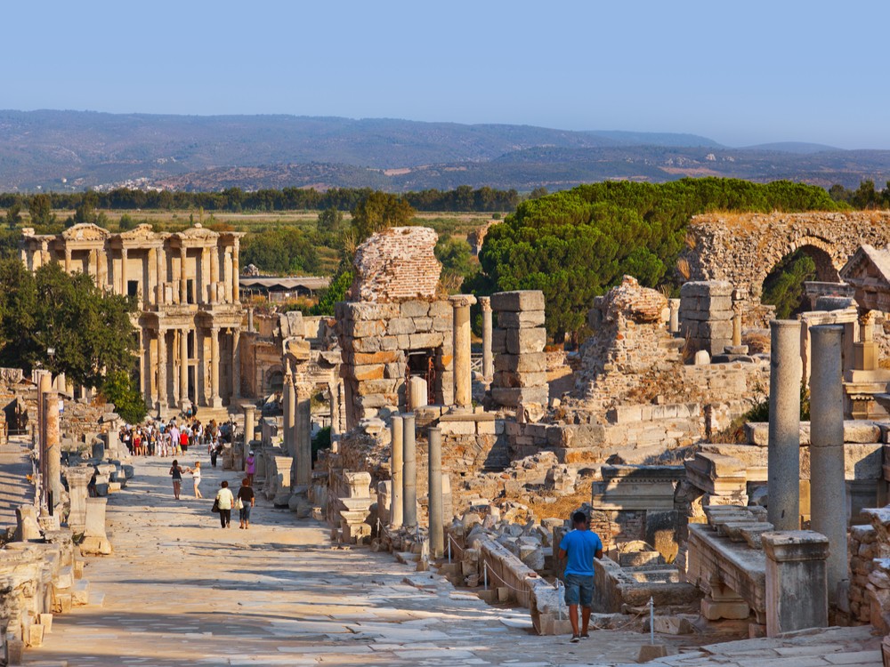 Journey Through Time: Izmir Ephesus & Pamukkale 1-Day Tour | ®ExcursionMania