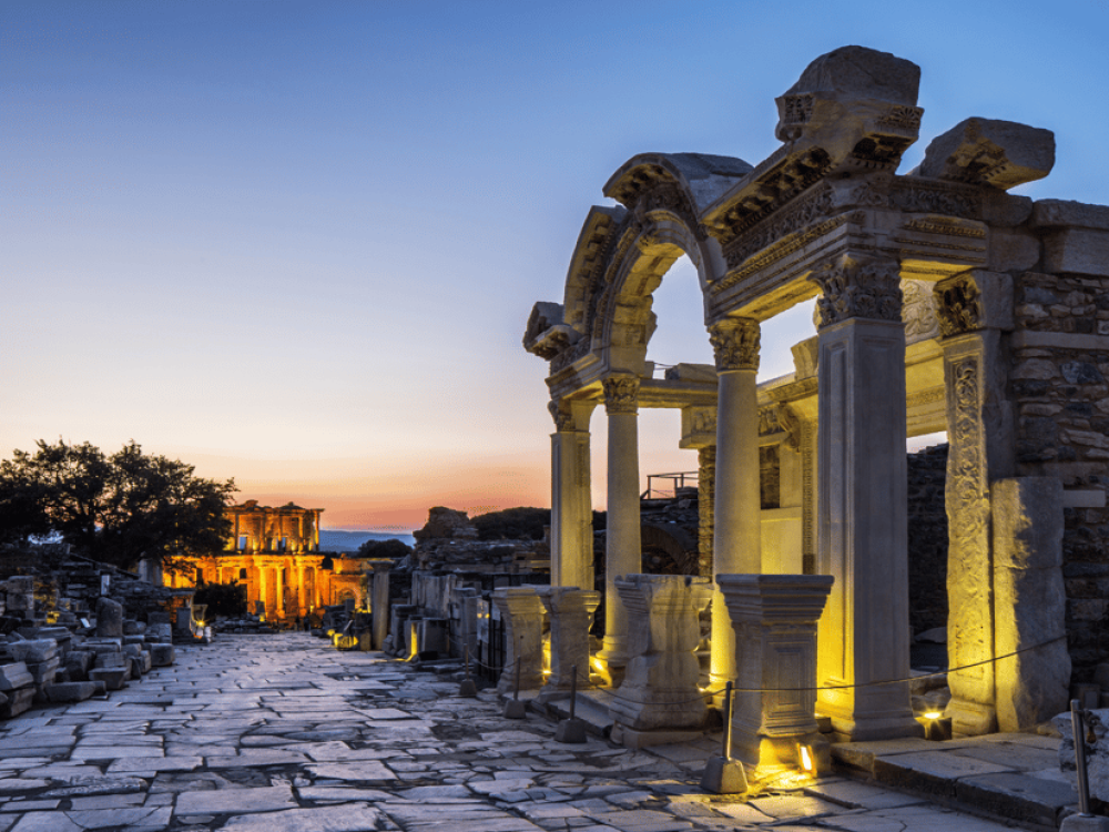 Kusadasi: Ephesus and Pamukkale 2 Day Private Tour | ®ExcursionMania