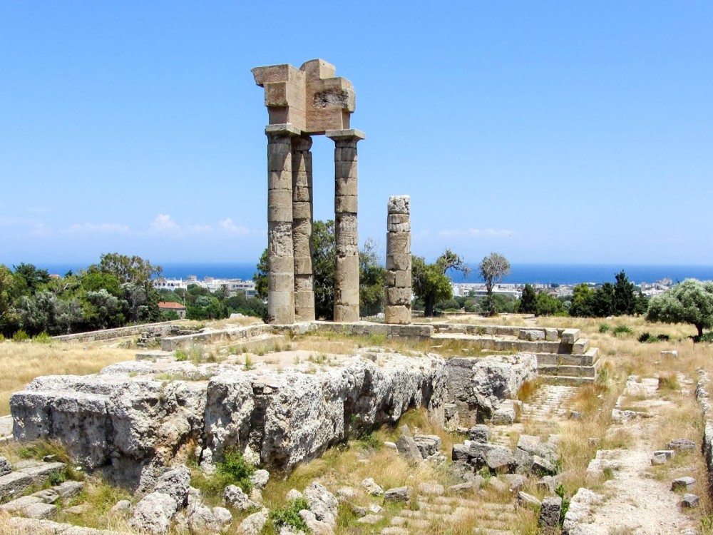 Rhodes Town: Guided City Tour with 9D Cinema: Small groups | ®ExcursionMania