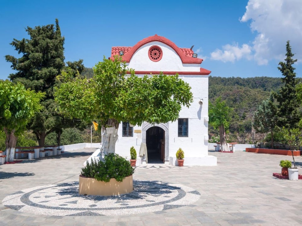 Private tour: Butterflies Valley & Lindos Village / FD | ®ExcursionMania