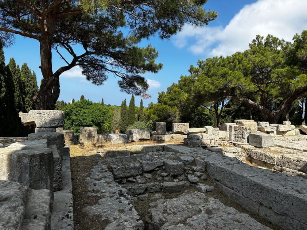 Private: Filerimos Hill Ancient Kamiros Kritinia Castle Tour | ®ExcursionMania