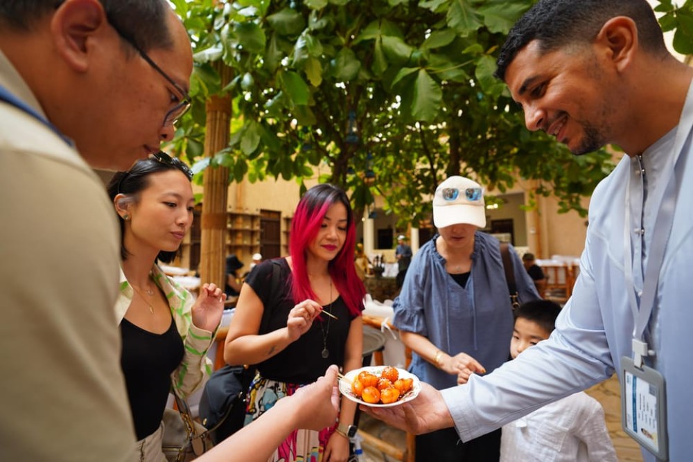 Old Dubai Premium Guided Tour With Street Food, Creek & Abra | ®ExcursionMania
