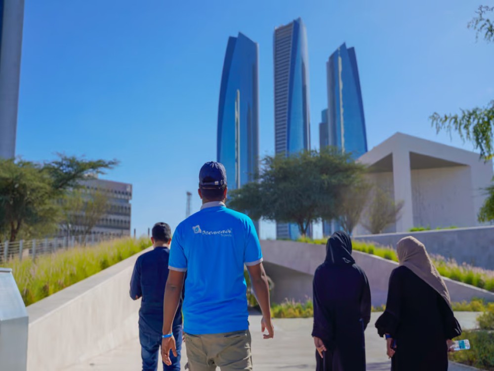 From Abu Dhabi: City Sightseeing and Sheikh Zayed Mosque | ®ExcursionMania