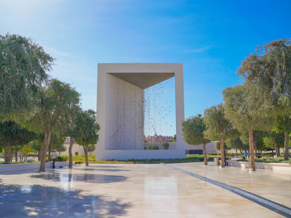 From Abu Dhabi: City Sightseeing and Sheikh Zayed Mosque | ®ExcursionMania