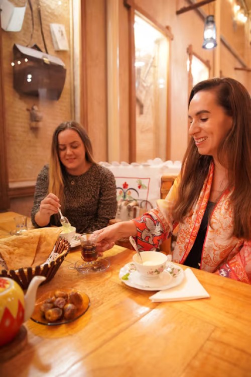 Abu Dhabi: Ethnic Emirati Dining Experience | ®ExcursionMania