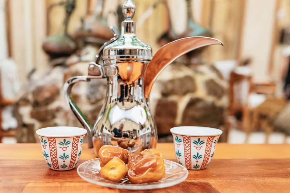 Abu Dhabi: Ethnic Emirati Dining Experience | ®ExcursionMania