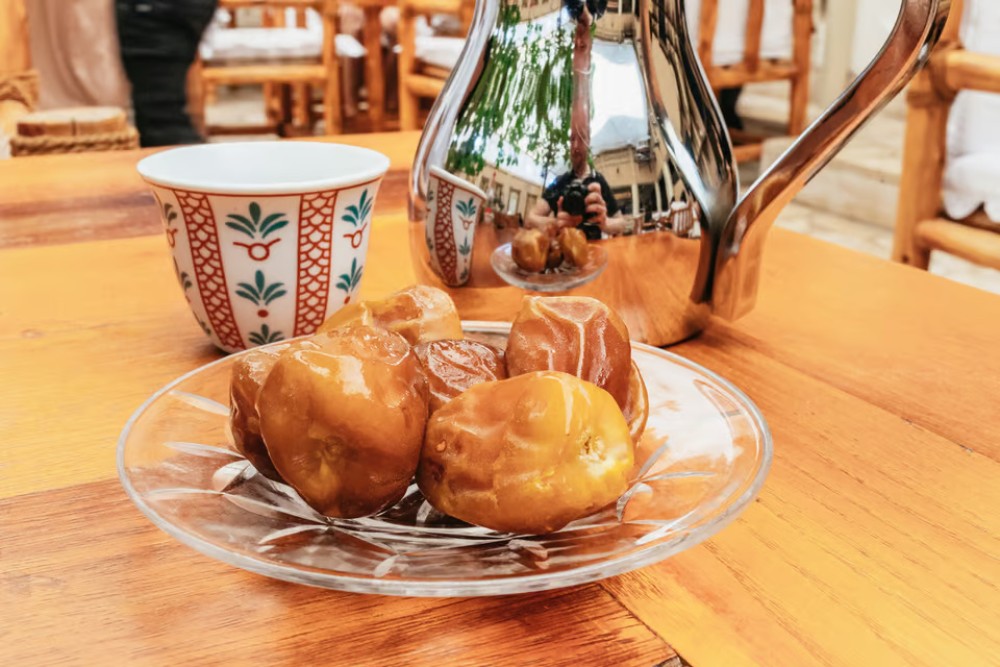 Abu Dhabi: Ethnic Emirati Dining Experience | ®ExcursionMania