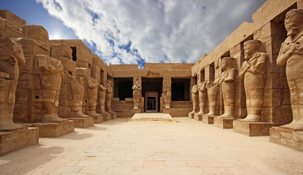 Aswan to Luxor 4-Day Nile Cruise from Cairo | ®ExcursionMania