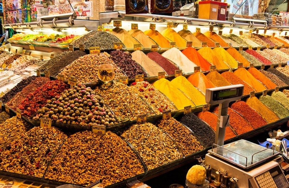 Istanbul: Guided Food Tour of Street Food and Markets | ®ExcursionMania