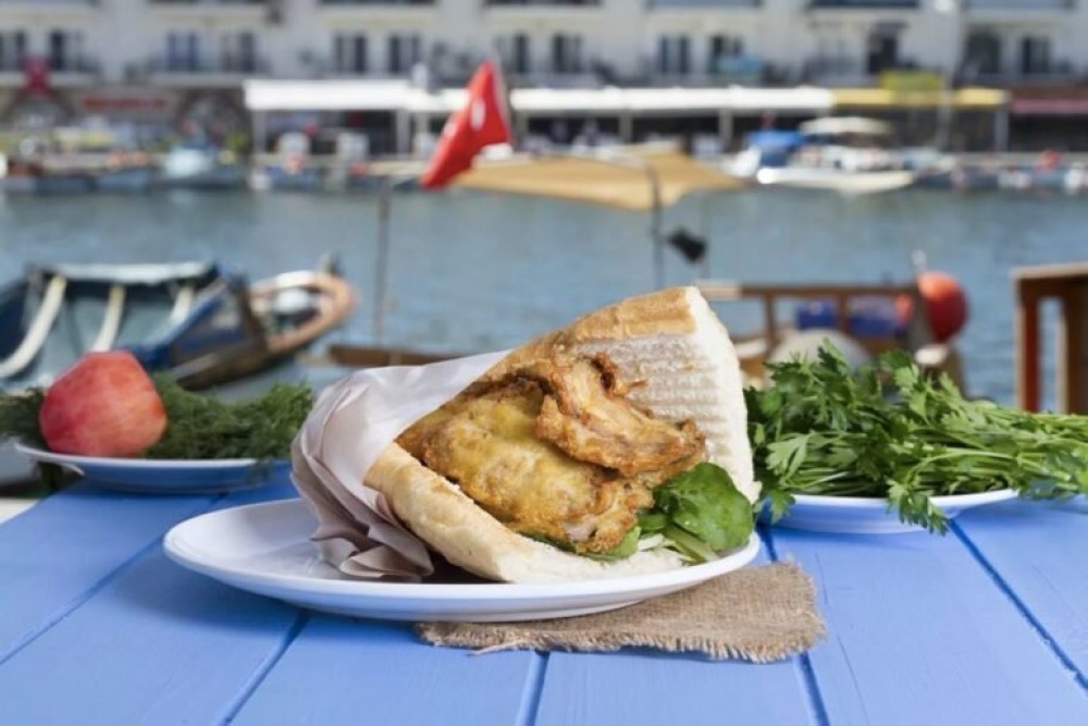 Istanbul: Guided Food Tour of Street Food and Markets | ®ExcursionMania