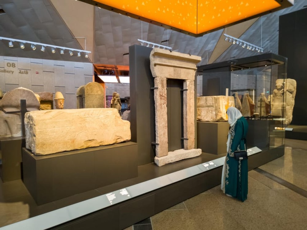 Hurghada: Grand Egyptian Museum Pyramids & Sphinx Day Tour | ®ExcursionMania