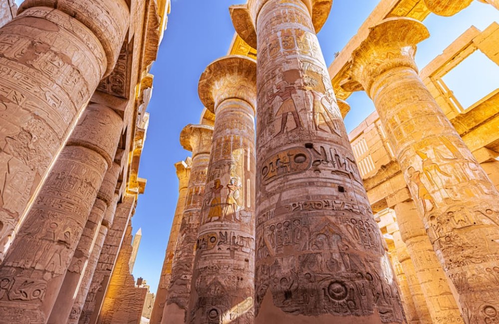 Female Tour: Hurghada to Luxor Karnak & Valley of the Kings | ®ExcursionMania