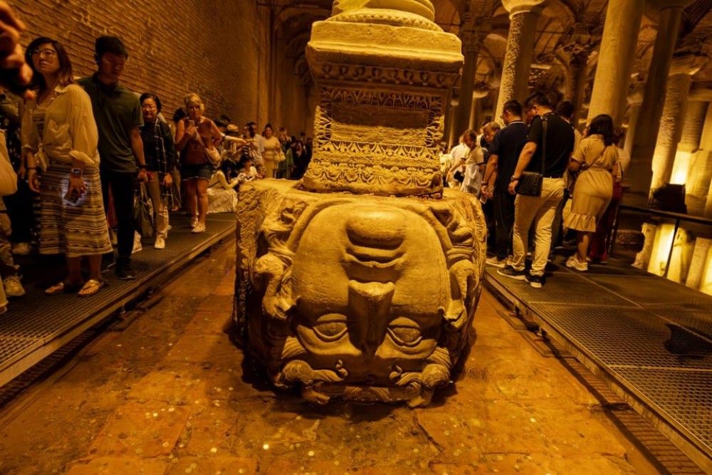 Basilica Cistern Guided Tour & Skip the Line Ticket | ®ExcursionMania