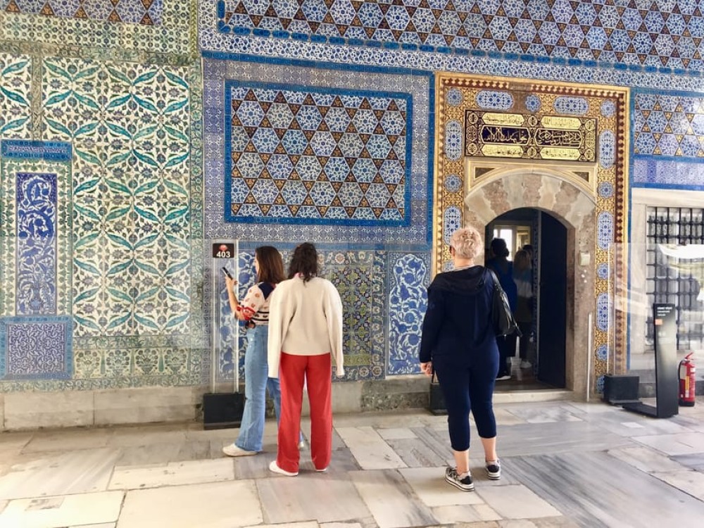 Discover Istanbul’s Blue Mosque & Topkapi Palace: A Guided Historical | ®ExcursionMania