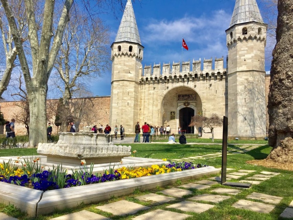 Discover Istanbul’s Blue Mosque & Topkapi Palace: A Guided Historical | ®ExcursionMania