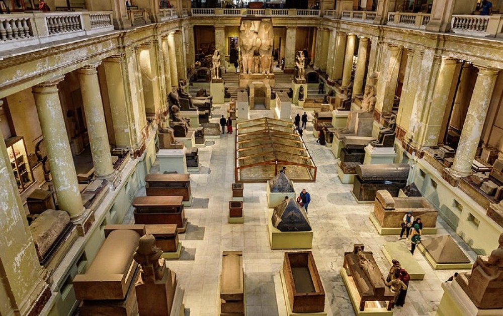 From Hurghada: Pyramids & Museum Small Group Tour by Van | ®ExcursionMania