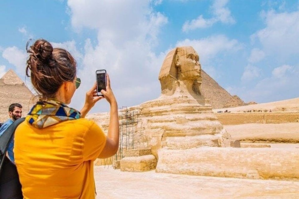 From Sharm El-Sheikh: Cairo Pyramids Full-Day Tour w/ Flight | ®ExcursionMania