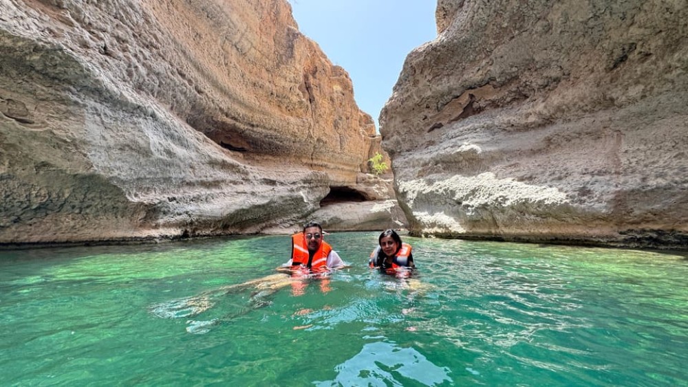 From Muscat: Wadi Shab  Bimmah Sinkhole Full-Day Tour | ®ExcursionMania