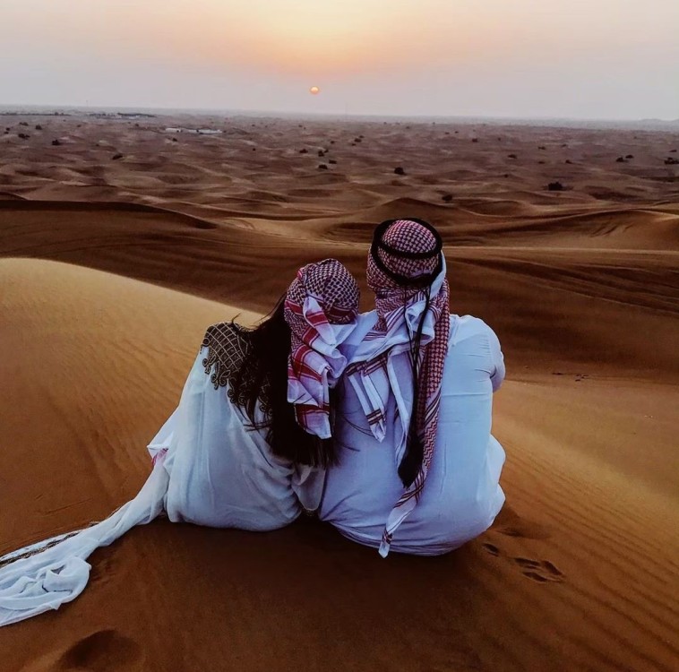 Dubai: Premium Safari, Camel Ride & Al Khayma Camp 3-Buffets | ®ExcursionMania