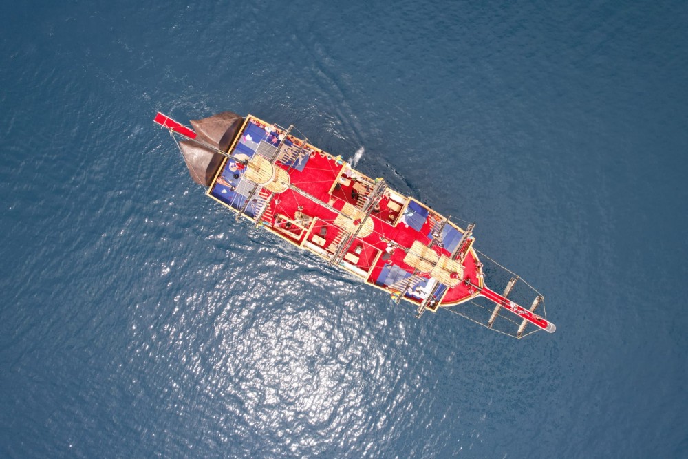 Antalya: Lara Pirate Boat Trip w/Unlimited Soft Drinks, Lunch & Hotel Transfer | ®ExcursionMania