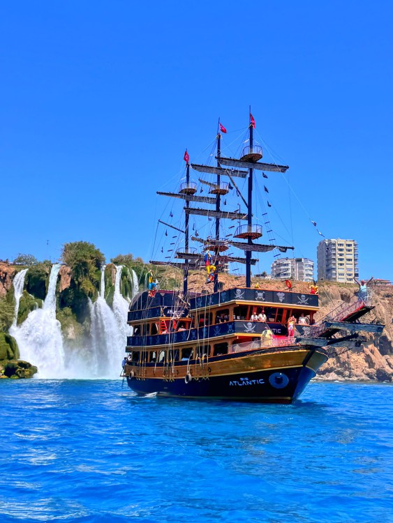 Antalya: Lara Pirate Boat Trip w/Unlimited Soft Drinks, Lunch & Hotel Transfer | ®ExcursionMania