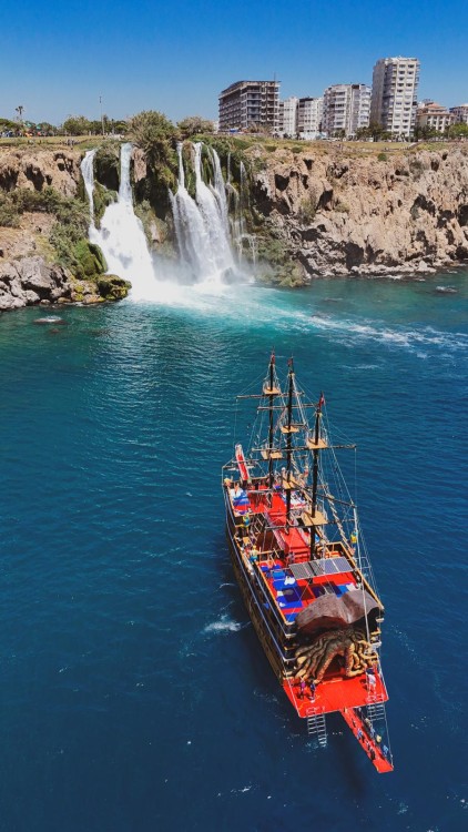 Antalya: Lara Pirate Boat Trip w/Unlimited Soft Drinks, Lunch & Hotel Transfer | ®ExcursionMania