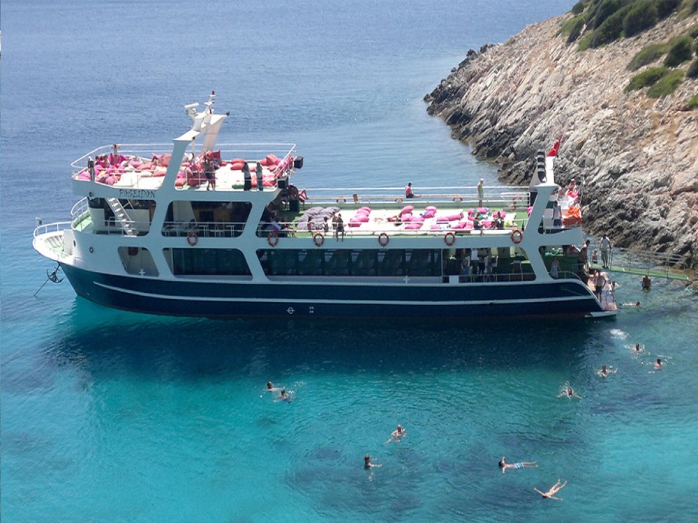 Cesme Full Day Boat Trip With BBQ Lunch | ®ExcursionMania