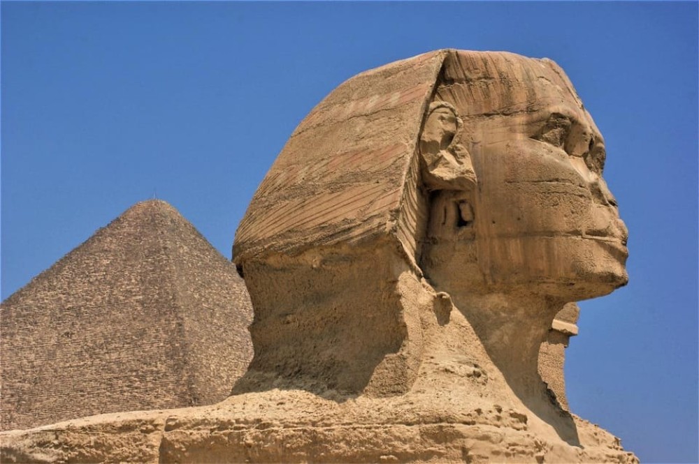 Full-Day Private Cairo Tour: Giza Pyramids, Museum & Khan El Khalili | ®ExcursionMania