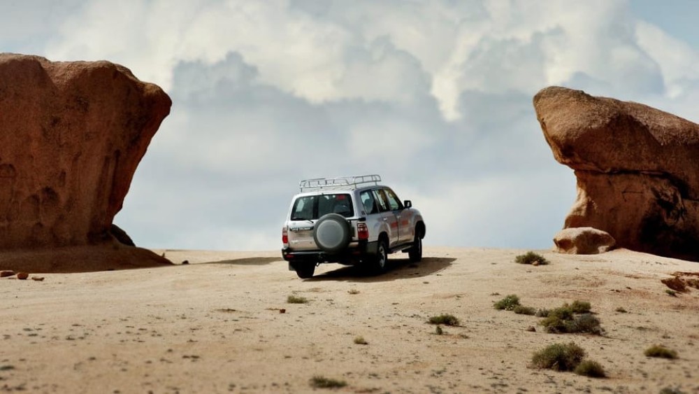 4-Day Egypt Desert Safari: Whales, Waterfalls & White Sands | ®ExcursionMania