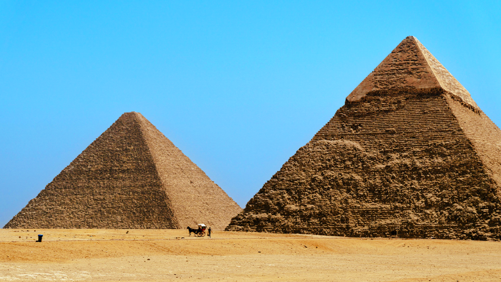Cairo Day Tour: Cairo: Pyramids and Museum on Private Tour | ®ExcursionMania