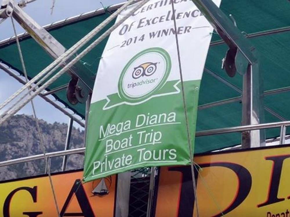 Marmaris: Marmaris Mega Diana Boat Trip /Ultra All Inclusive | ®ExcursionMania