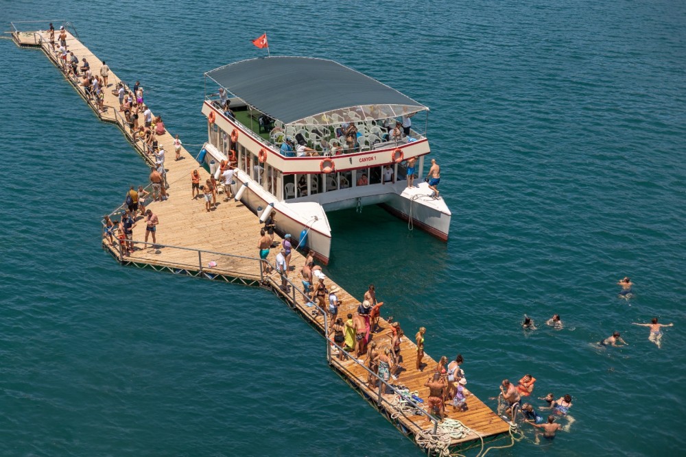 Side: Green Canyon Boat Trip With Unlimited Drinks And Lunch | ®ExcursionMania