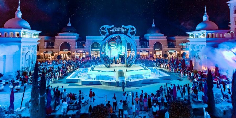 Antalya: Land of Legends Night Show Tour with Hotel Transfer | ®ExcursionMania