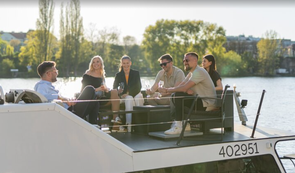 VIP Prague YachtBoat ONE Experience: All-You-Can-Drink | ®ExcursionMania
