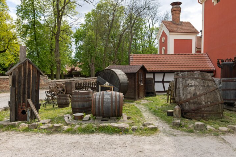 Prague to Detenice Medieval Castle, Brewery and Dinner Experience | ®ExcursionMania