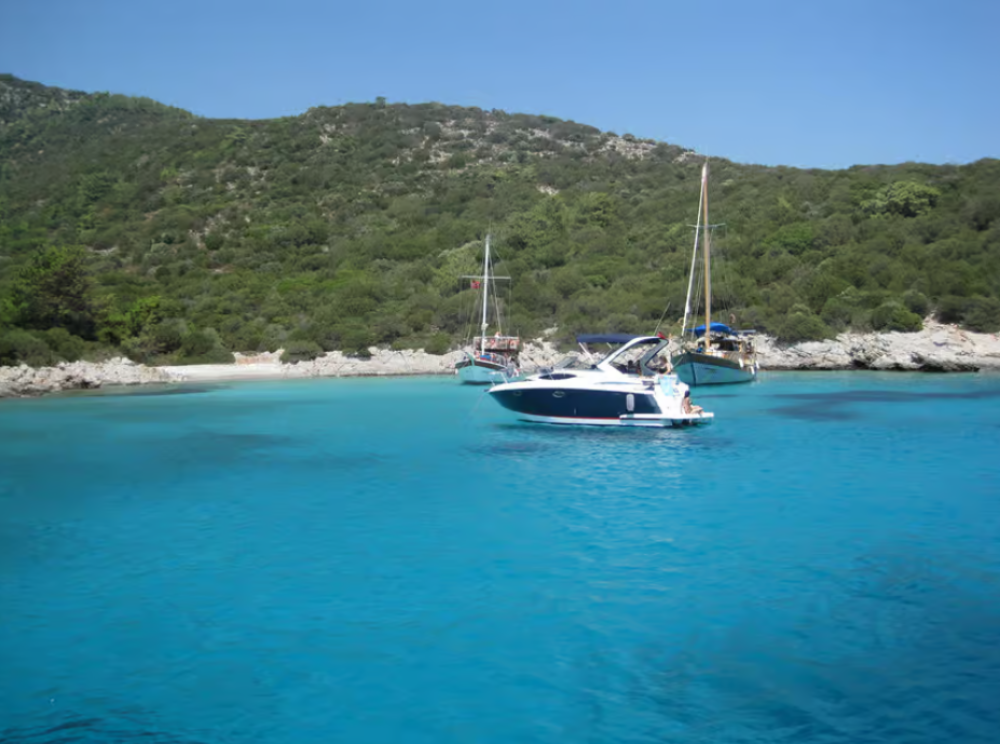 Bodrum: Cleopatra Island Tour with Lunch and Swimming Stops | ®ExcursionMania