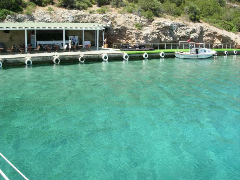 Bodrum: Cleopatra Island Tour with Lunch and Swimming Stops | ®ExcursionMania