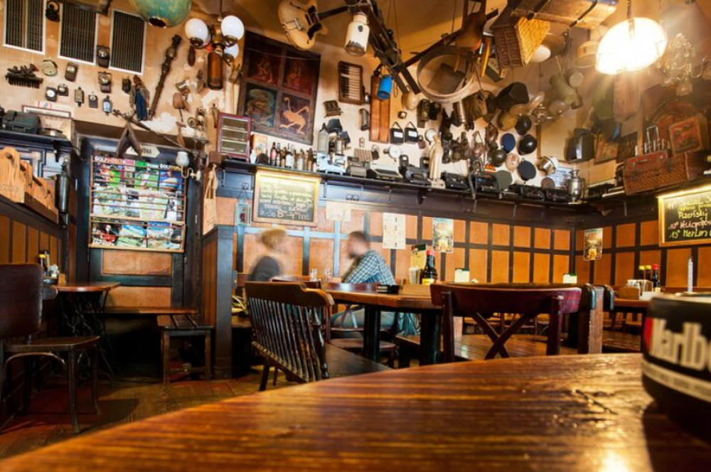 Small-Group Local Pubs Walking Tour And Traditional Czech Dinner | ®ExcursionMania