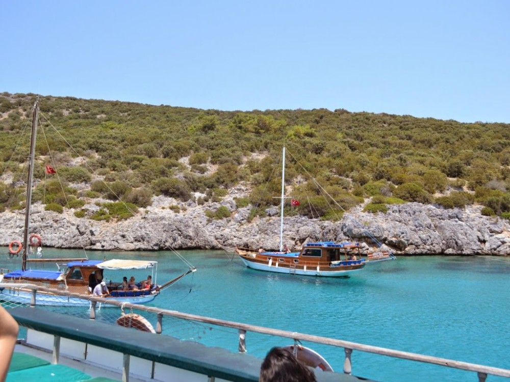 Bodrum Aquarium Bay Tour with Lunch & Swimming Stops | ®ExcursionMania
