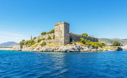 Walking Tour Of Halicarnasos & Bodrum St Peters Castle | ®ExcursionMania