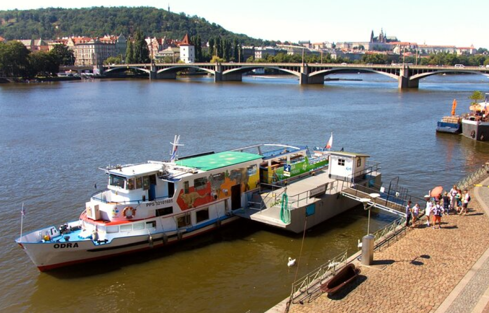 Vltava River Boat Trip and Zoo Entrance Ticket in Prague | ®ExcursionMania