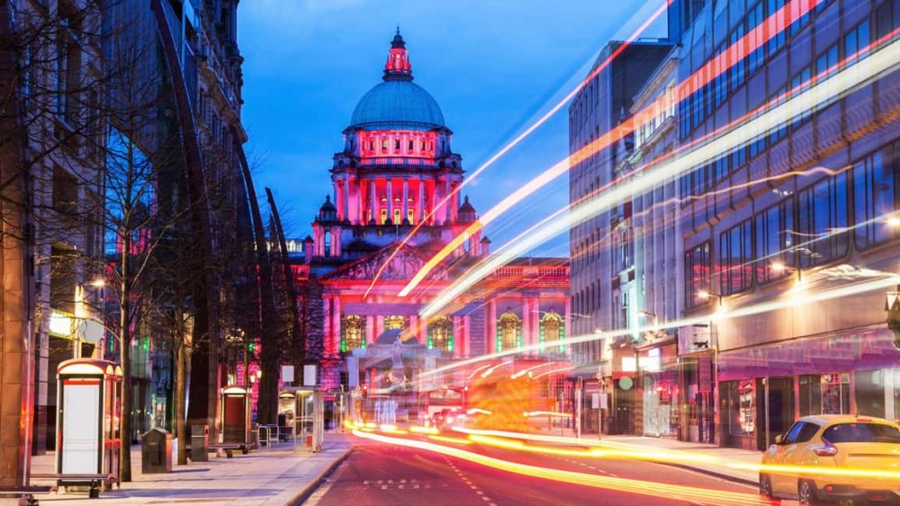 Best of Belfast: Private Walking Tour with a Local | ®ExcursionMania