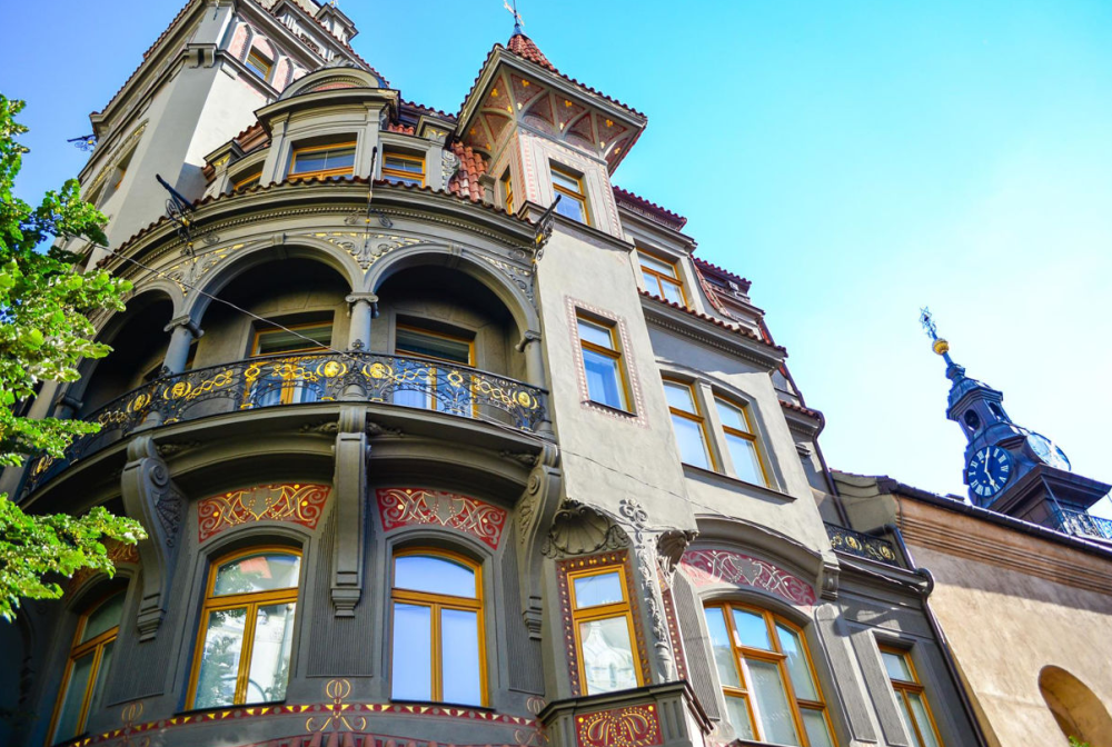 Private Old and Jewish Town: Interiors & Coffee and Cake | ®ExcursionMania
