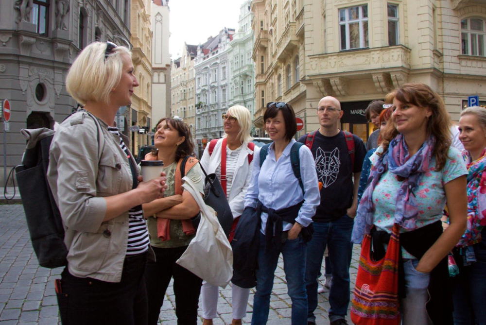 Private Old and Jewish Town: Interiors & Coffee and Cake | ®ExcursionMania